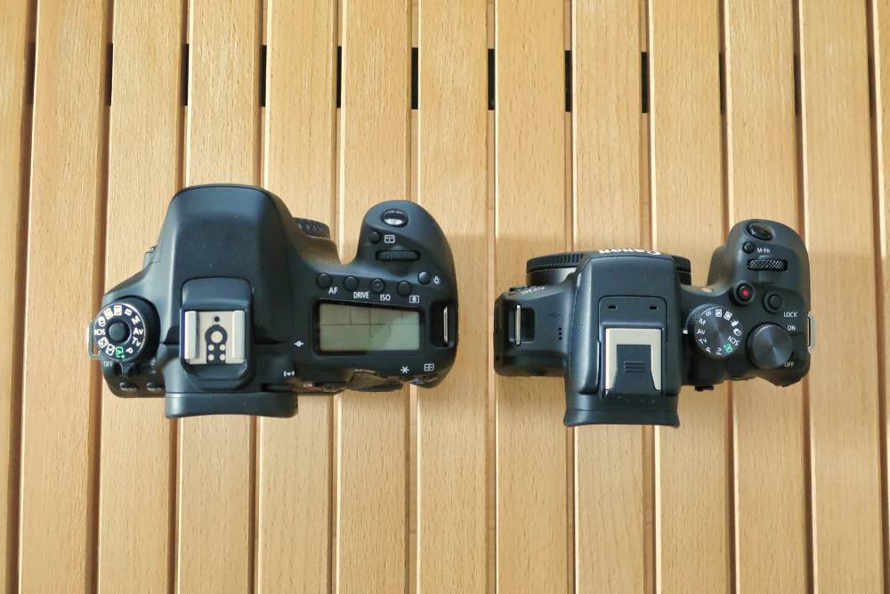 外観を比較 上面