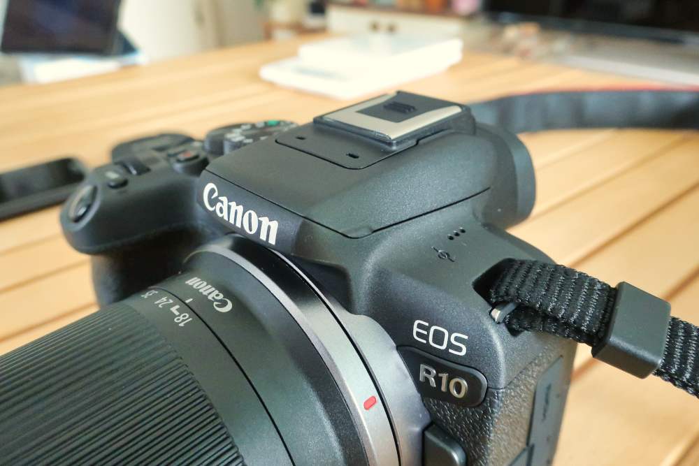 EOS R10 ストロボ