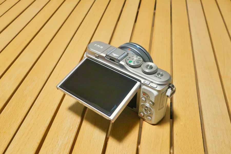 PEN E-PL10 チルト式 液晶