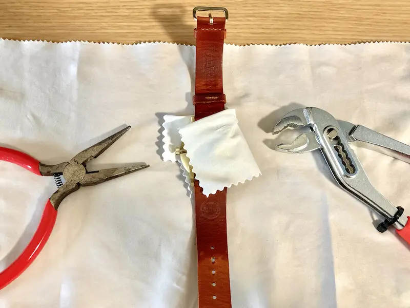 トリワの腕時計 FAST112-CL010217 電池交換